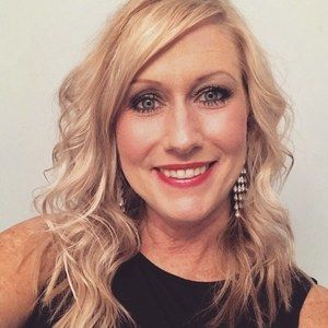 Meet your Posher, Angie